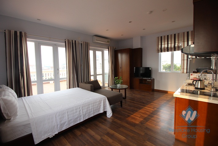 Modern and elegant solo apartment for rent in city centre Hanoi
